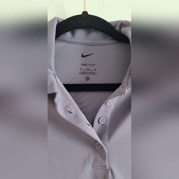 Nike Dri-fit golf shirt- NWT - Picture 2 of 6